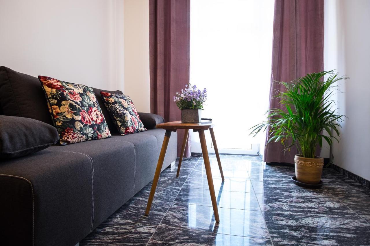 Prestige Apartamenty Krupowki 16 Закопане Экстерьер фото