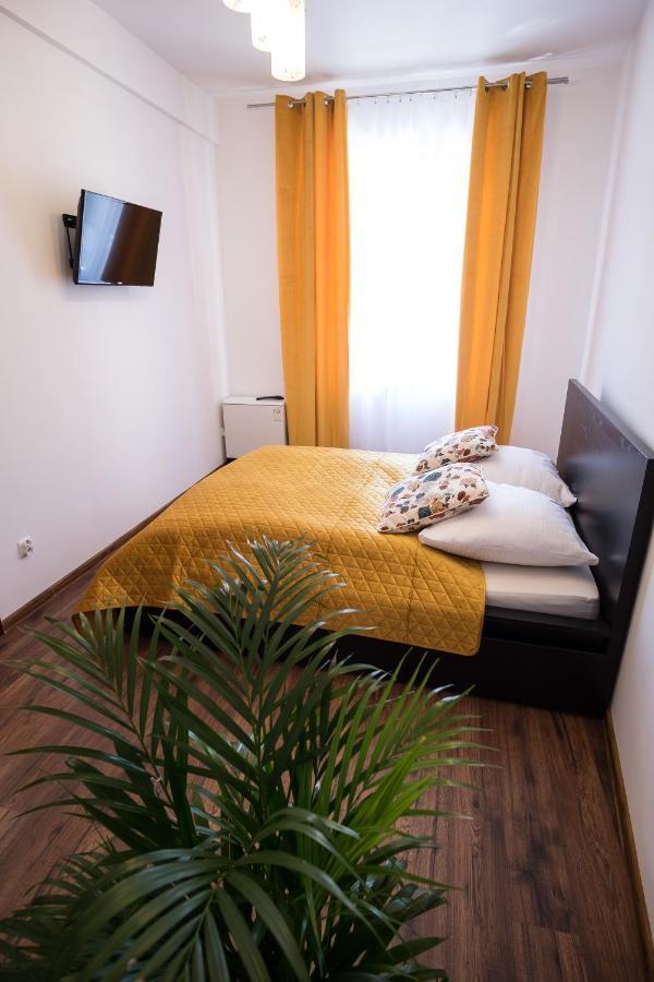 Prestige Apartamenty Krupowki 16 Закопане Экстерьер фото