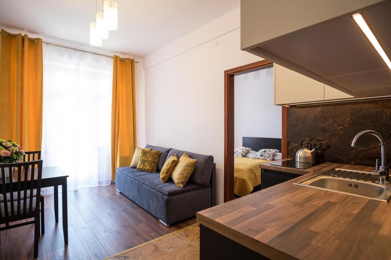 Prestige Apartamenty Krupowki 16 Закопане Экстерьер фото